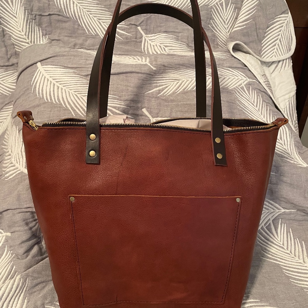 Portland Leather Goods Large Zippered Tote NEW!!